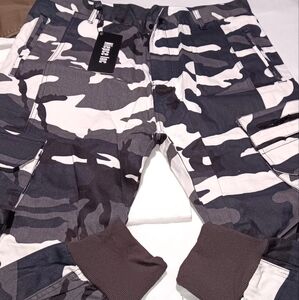 Niepce Camo Cargo Pants - Black and White have 4 pairs large 3 medium 1